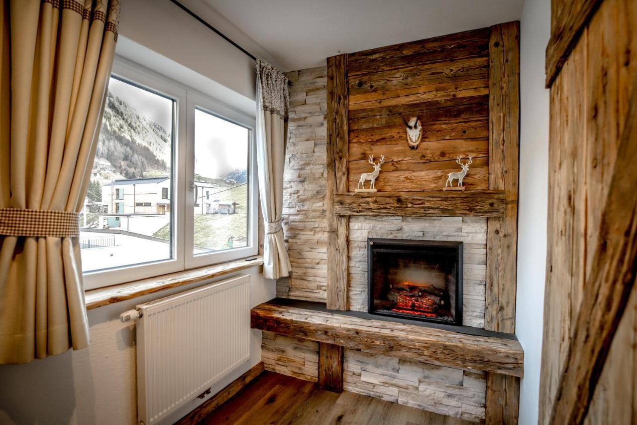 Gasthof Geraerhof Vals Bagian luar foto